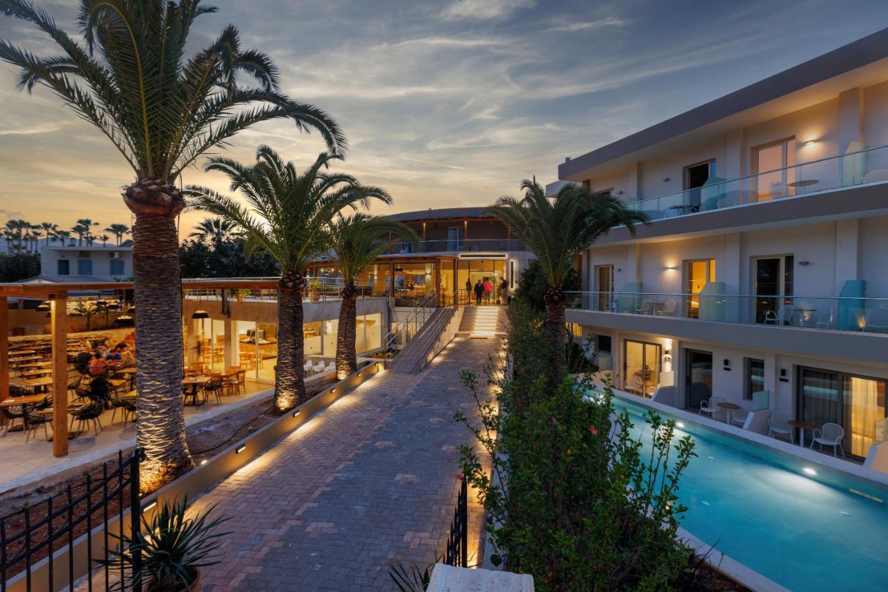 Malia Bay Beach Hotel & Bungalows Esterno foto