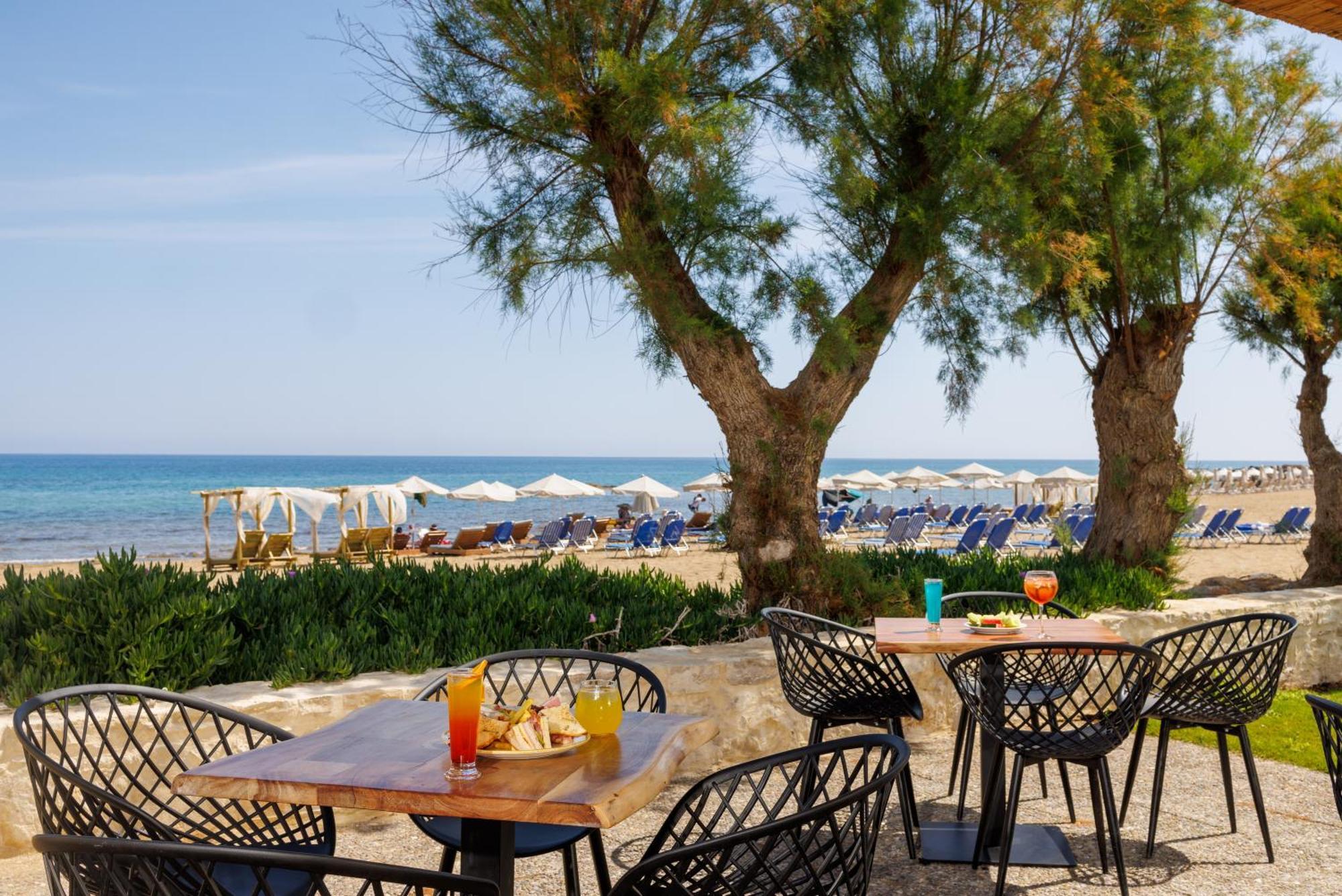 Malia Bay Beach Hotel & Bungalows Esterno foto