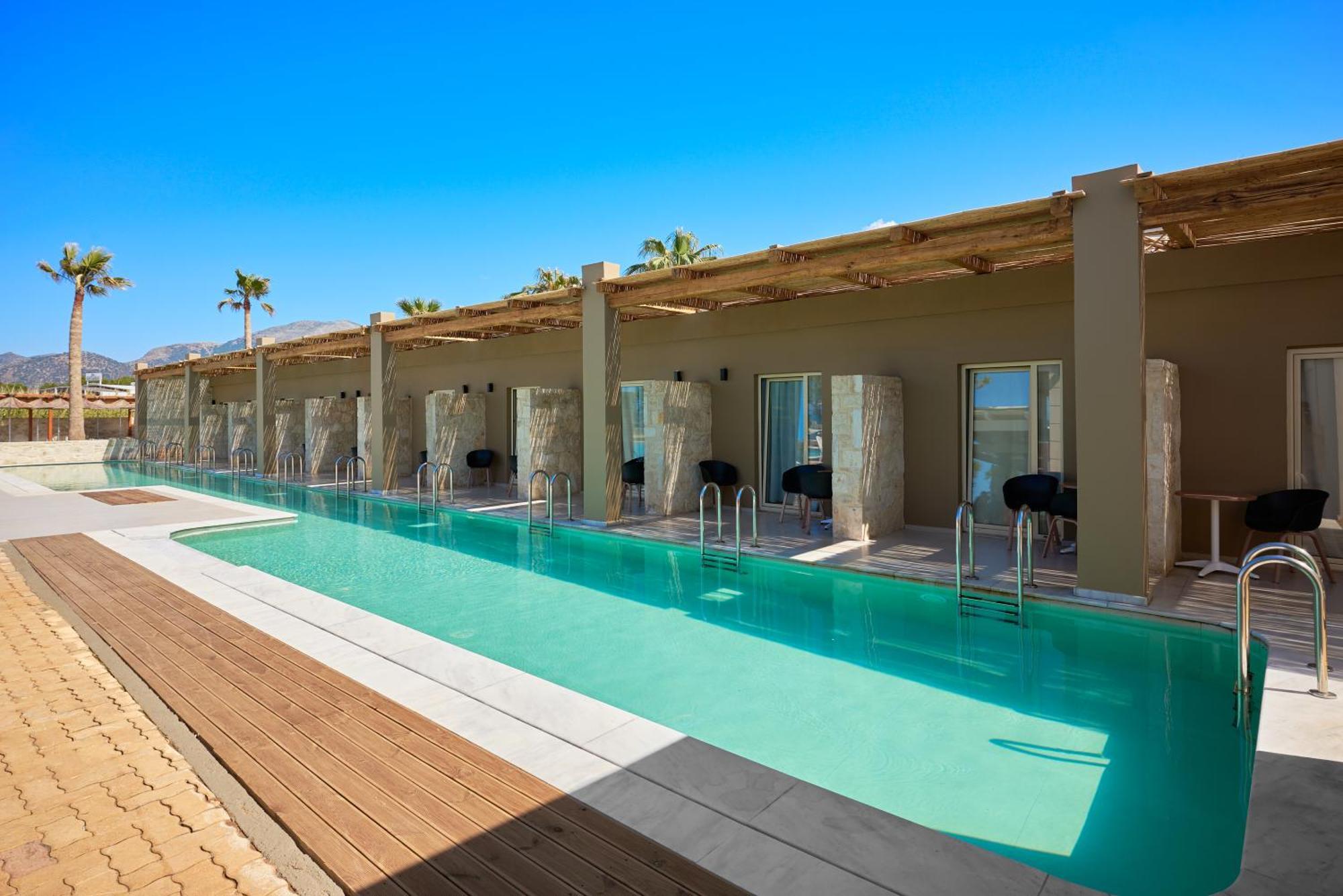 Malia Bay Beach Hotel & Bungalows Esterno foto