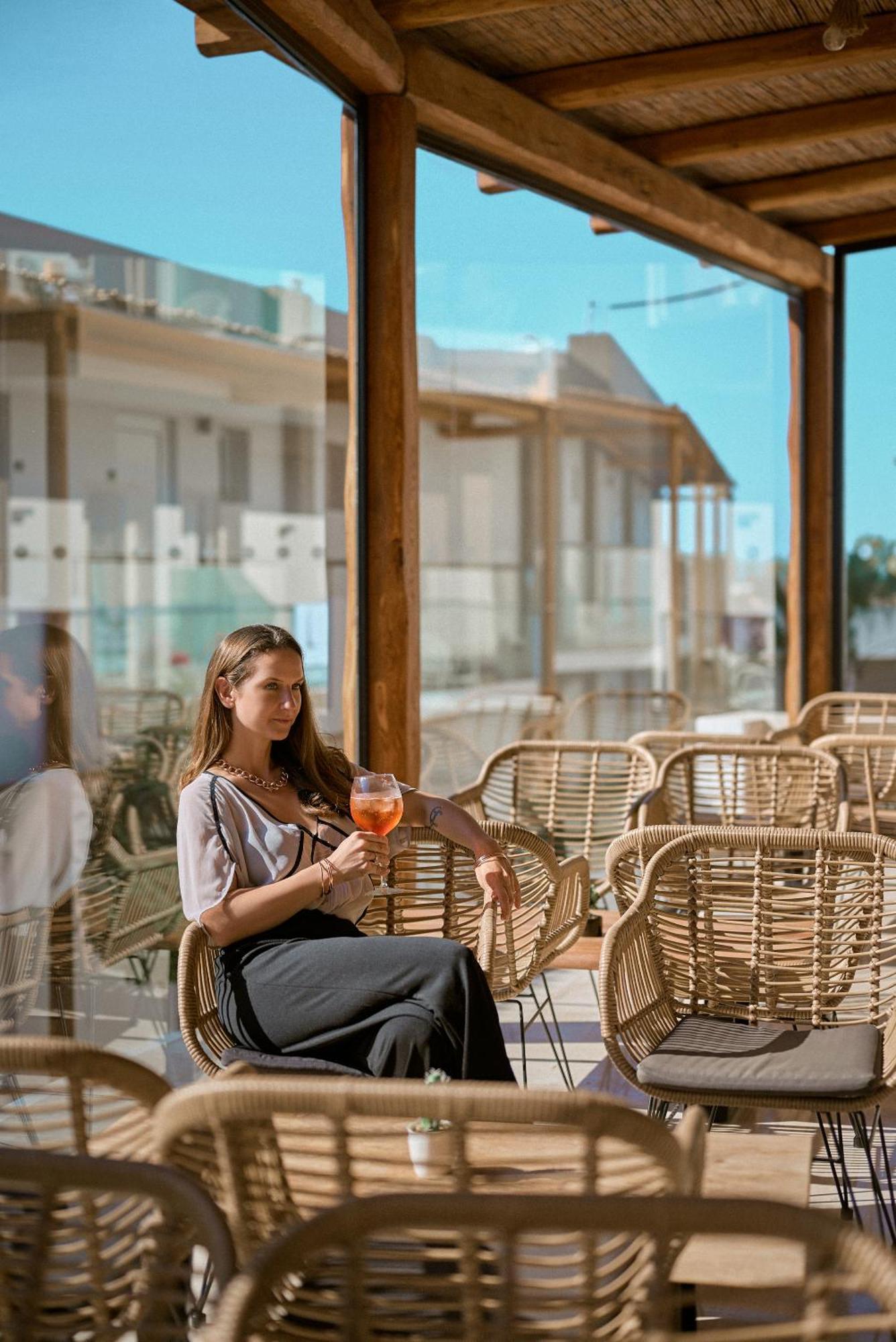 Malia Bay Beach Hotel & Bungalows Esterno foto